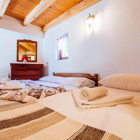 My Dalmatia - Jucinovi Dvori With Private Pool And Sauna