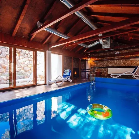 Nyaraló My Dalmatia - Jucinovi Dvori With Private Pool And Sauna Starigrad-Paklenica