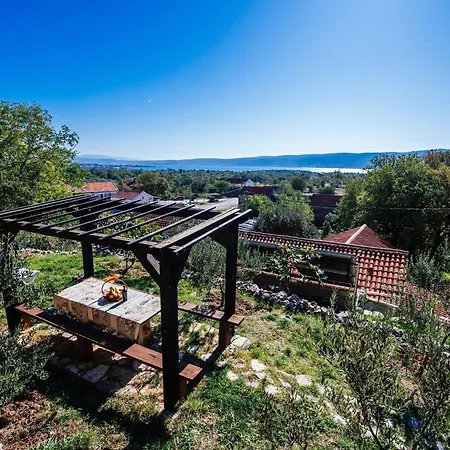 My Dalmatia - Jucinovi Dvori With Private Pool And Sauna Holiday home